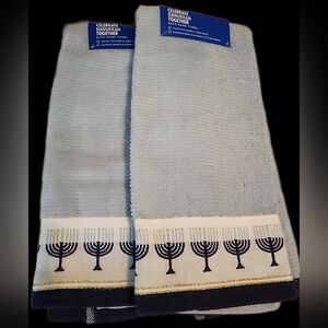 Set Of 2 Hanukkah Bath Towels NWT